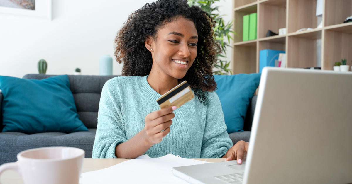 You are currently viewing 8 Credit Cards That Offer Amazing Travel Rewards