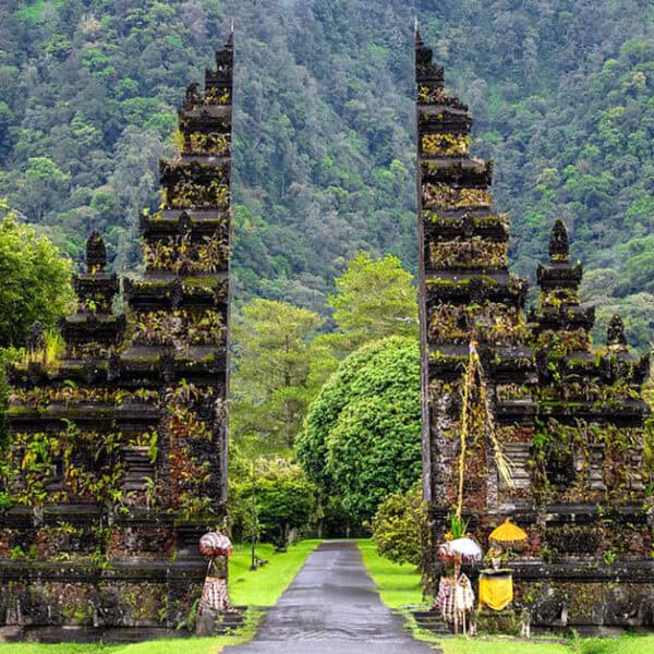 Handara Gate