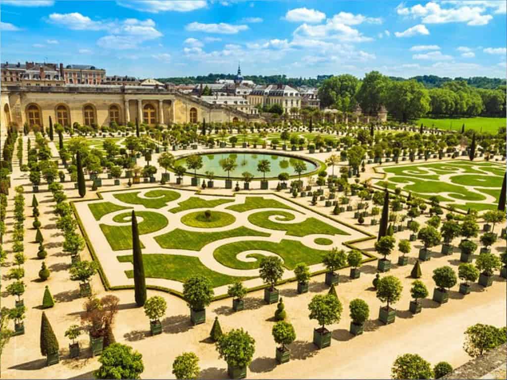 Versailles