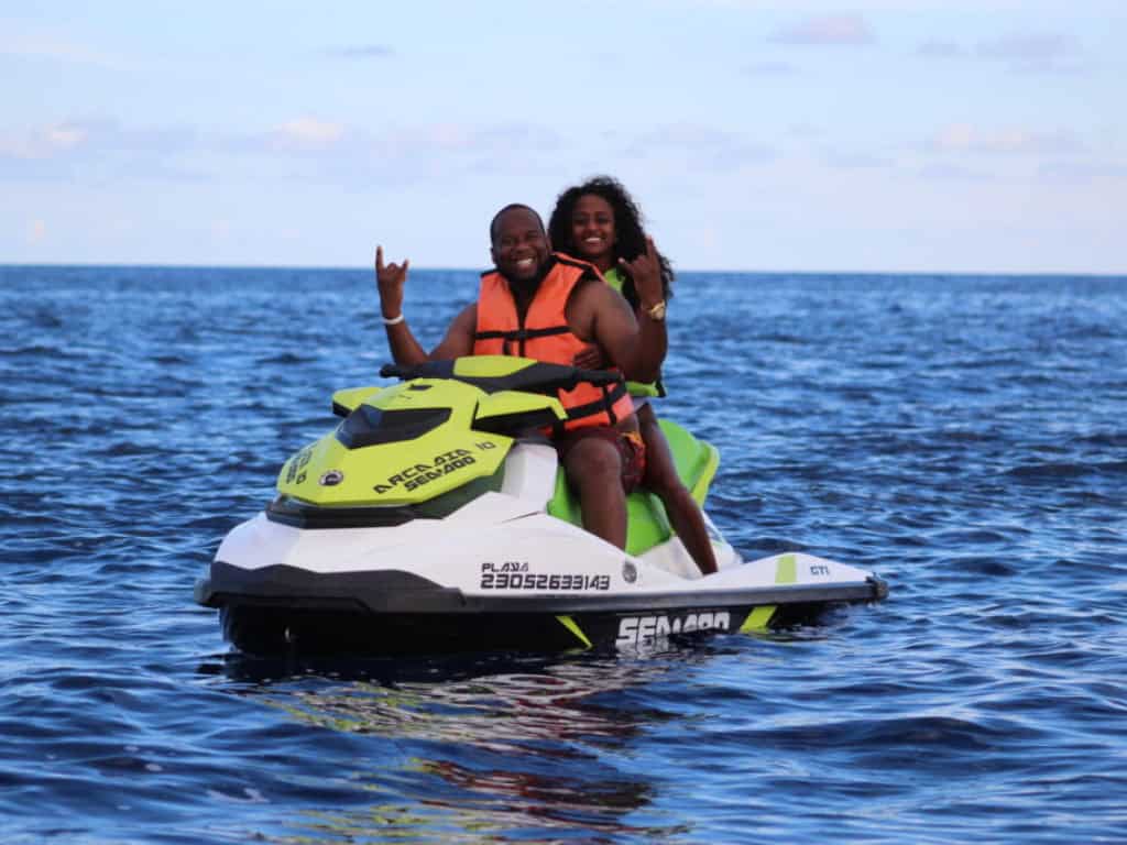 jetskiing