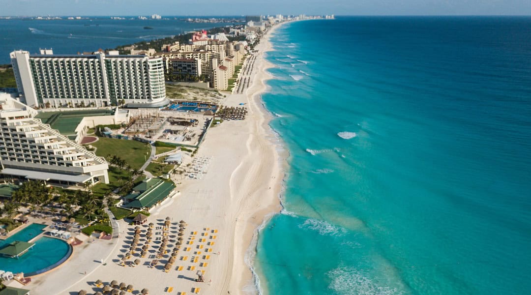 Cancun Hotel Zone Hotels along the beach